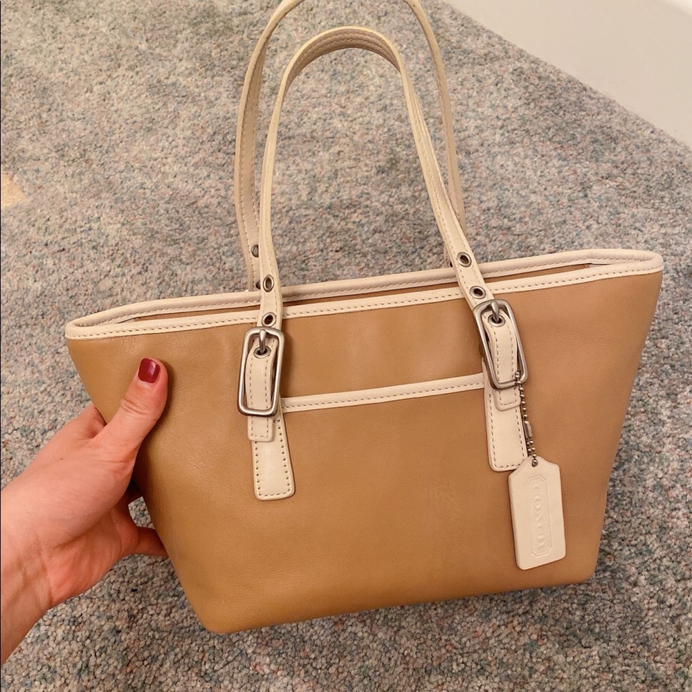 Authentic Coach mini tote 9846 tan&off-white